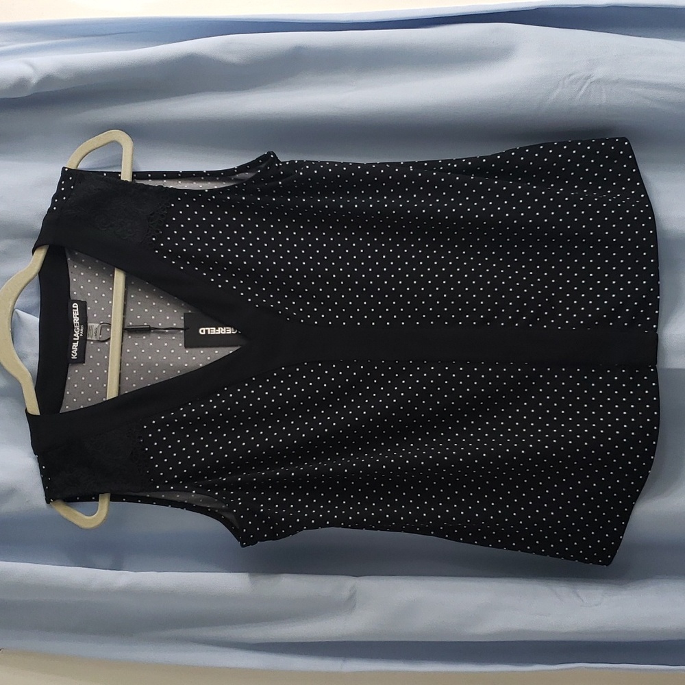 Sleeveless top